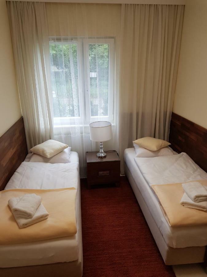 Apartamenty Dom Saski 10 Minut Od Centrum Warszawy Varsóvia Exterior foto