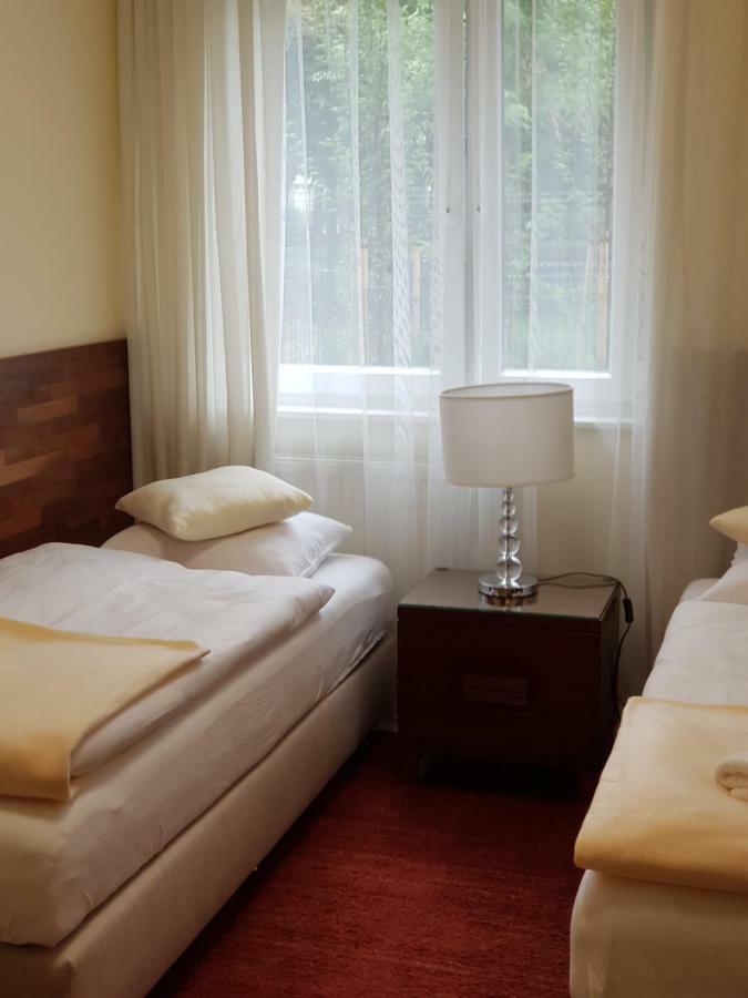 Apartamenty Dom Saski 10 Minut Od Centrum Warszawy Varsóvia Exterior foto