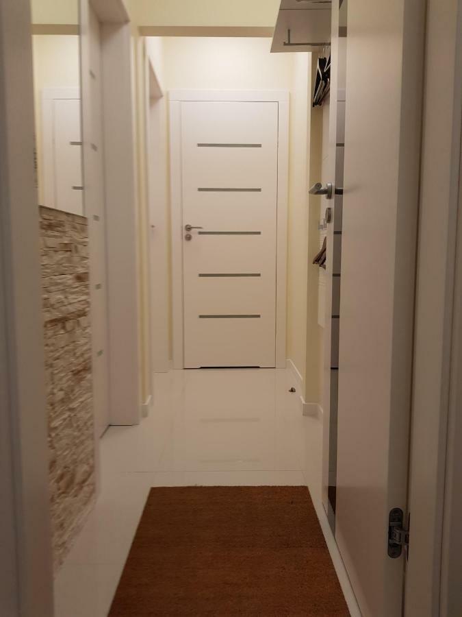 Apartamenty Dom Saski 10 Minut Od Centrum Warszawy Varsóvia Exterior foto